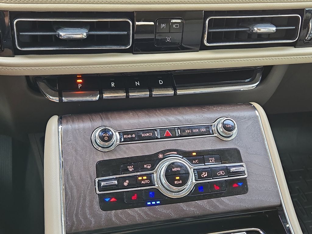 2022 Lincoln Aviator Reserve photo 26