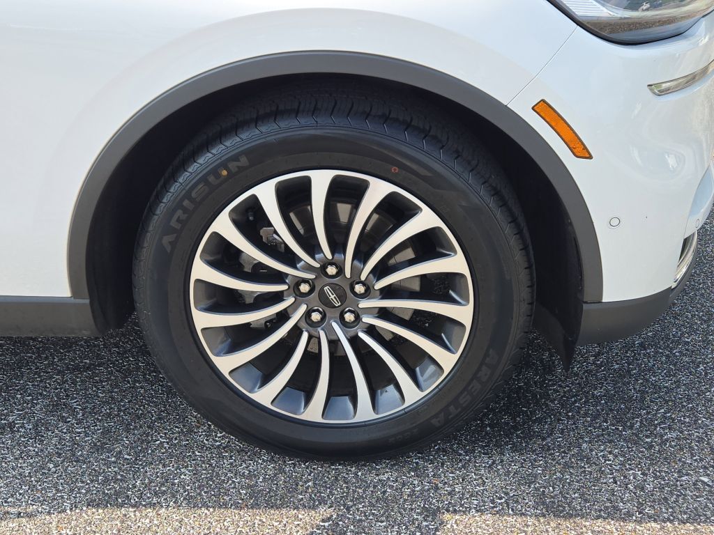 2022 Lincoln Aviator Reserve photo 4