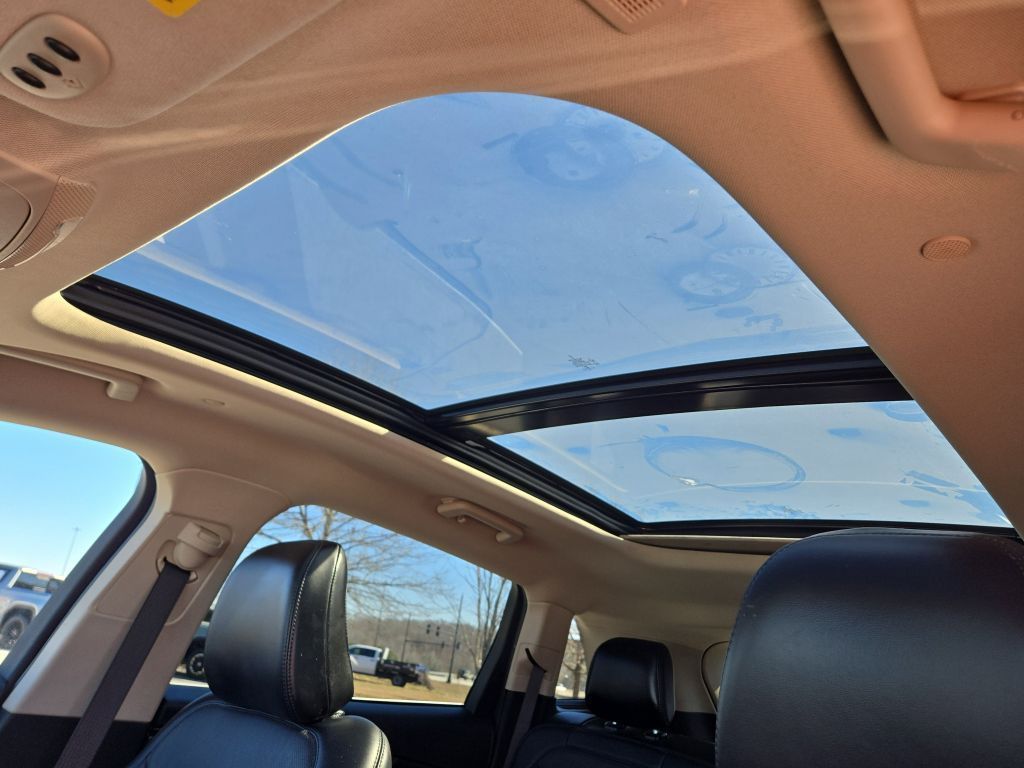 2022 Lincoln Nautilus Reserve, L07810, Photo