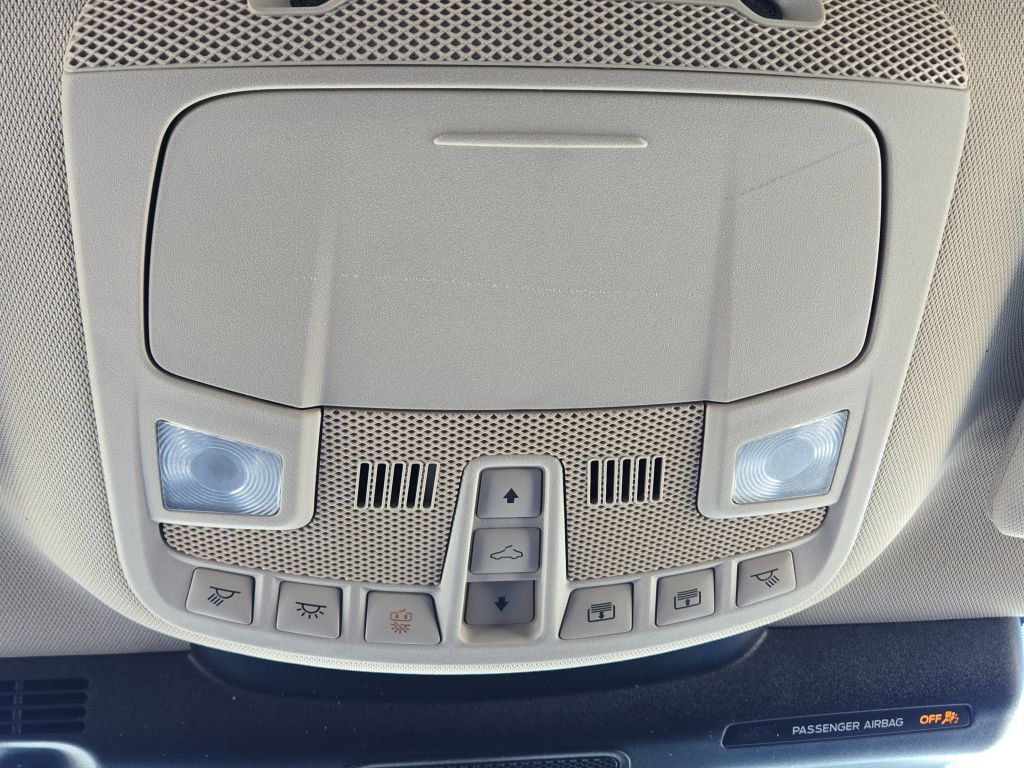 2022 Lincoln Nautilus Reserve, L07810, Photo