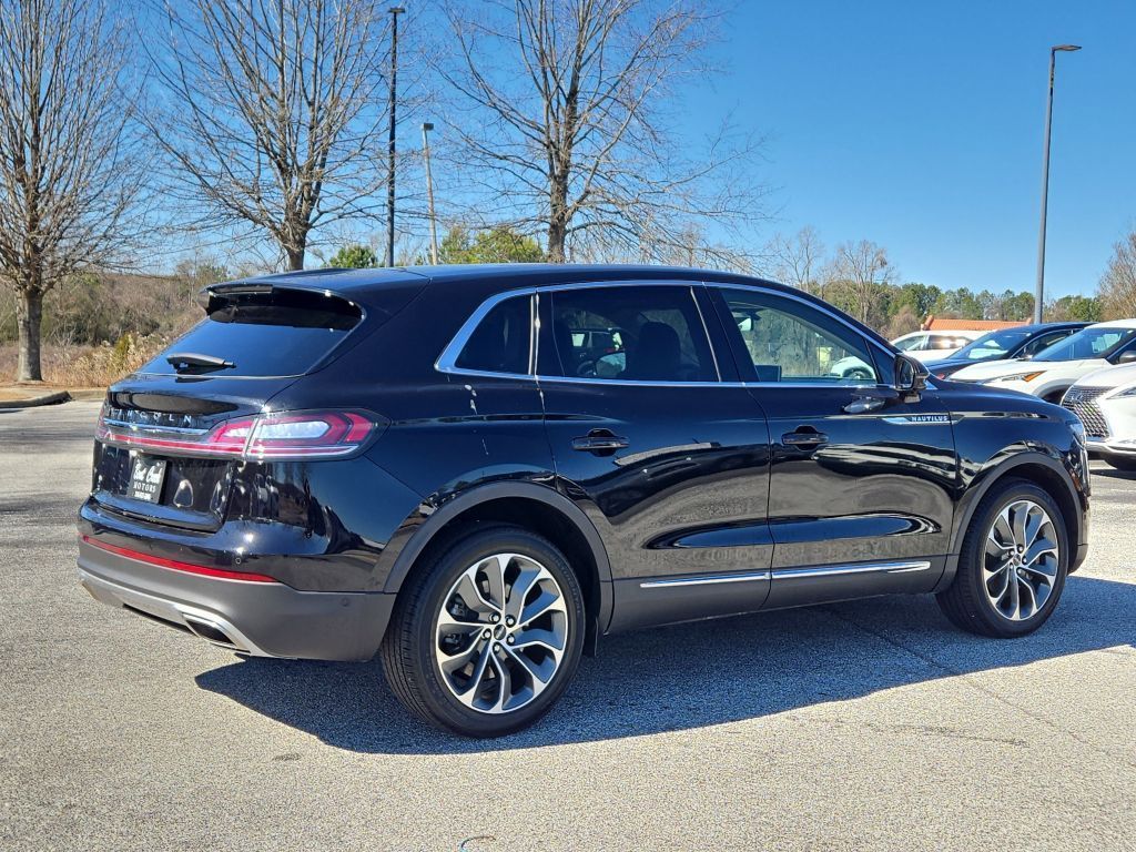 2022 Lincoln Nautilus Reserve, L07810, Photo