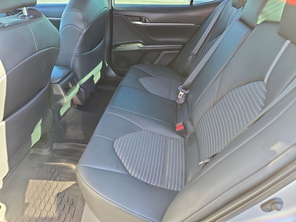 2022 Toyota Camry SE, 7935, Photo