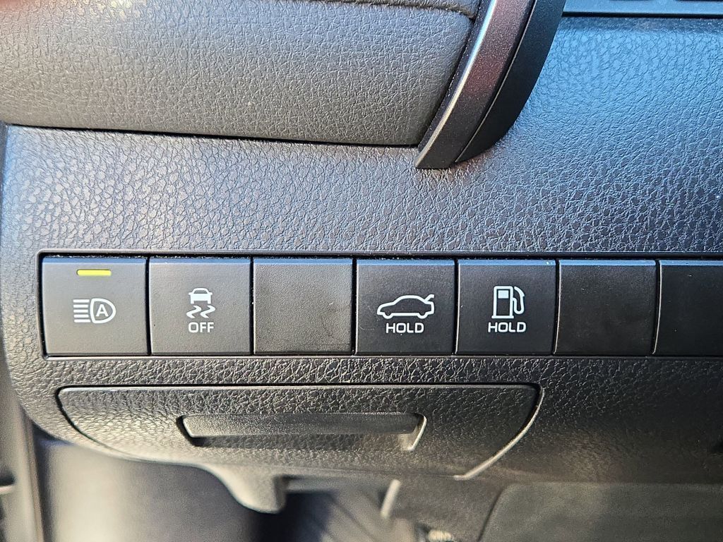 2022 Toyota Camry SE, 7935, Photo