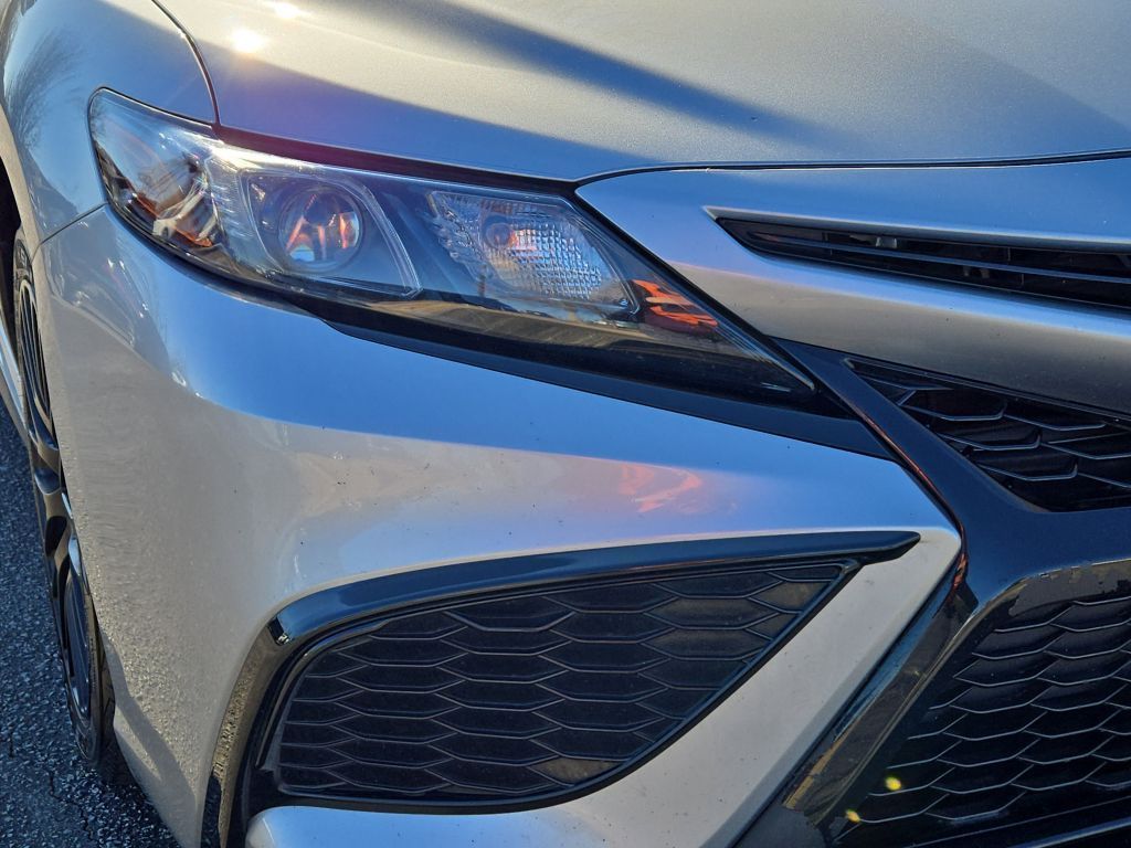 2022 Toyota Camry SE, 7935, Photo