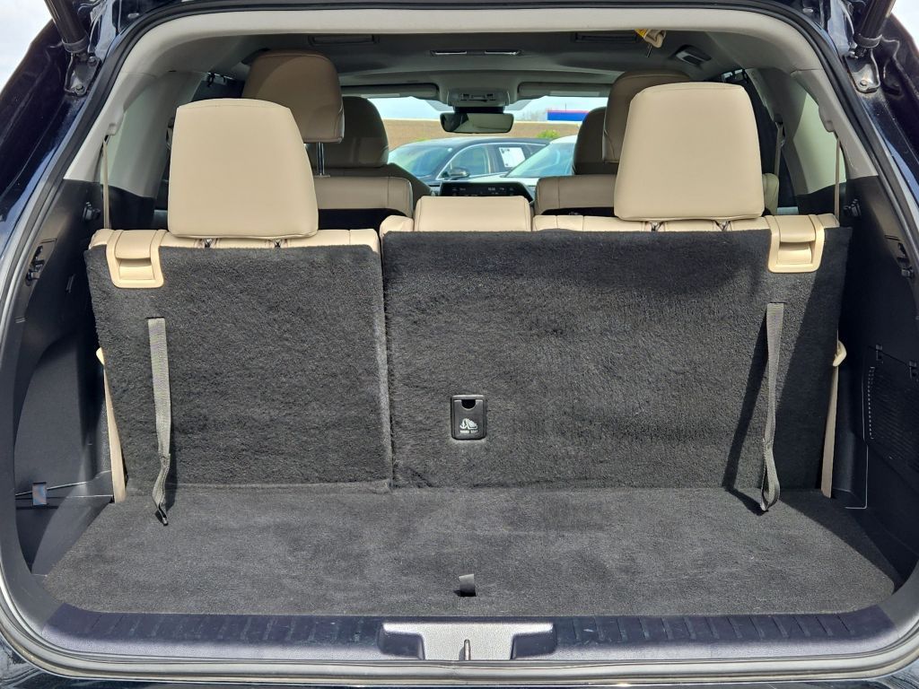 2022 Toyota Highlander XLE, 539673, Photo