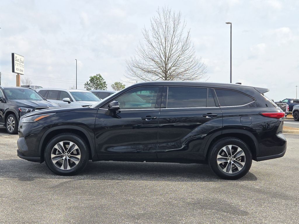 2022 Toyota Highlander XLE, 539673, Photo