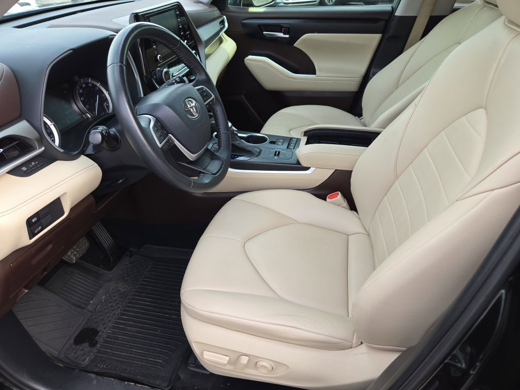 2022 Toyota Highlander XLE, 539673, Photo