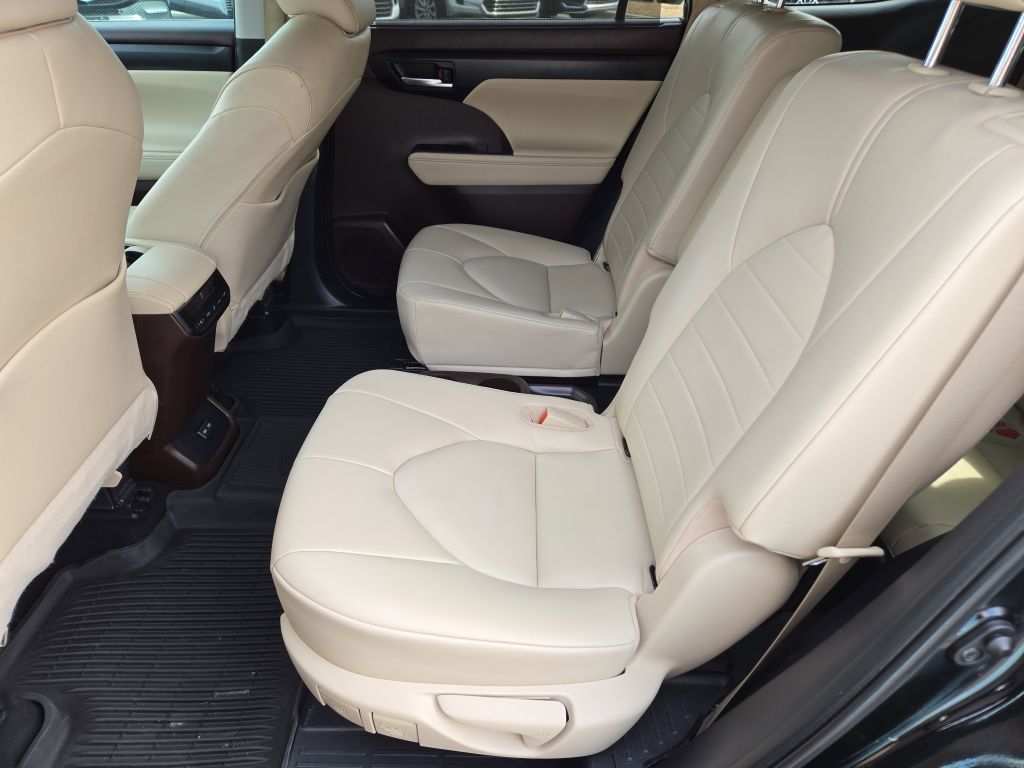 2022 Toyota Highlander XLE, 539673, Photo