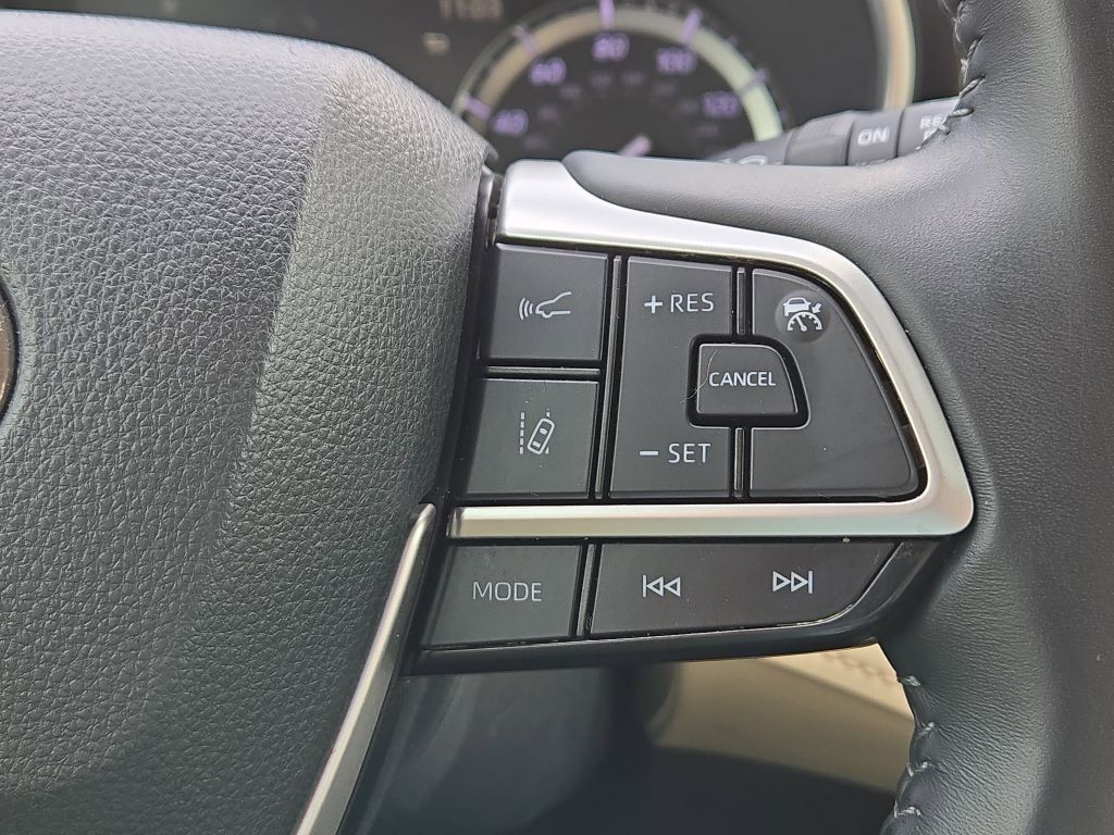 2022 Toyota Highlander XLE, 539673, Photo