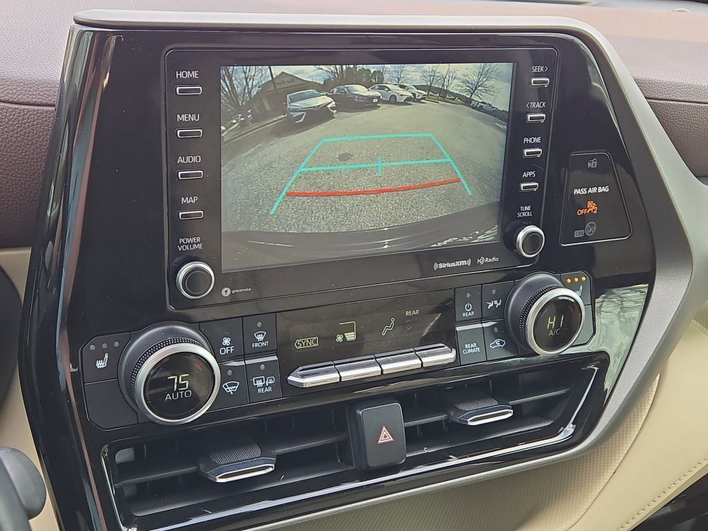 2022 Toyota Highlander XLE, 539673, Photo