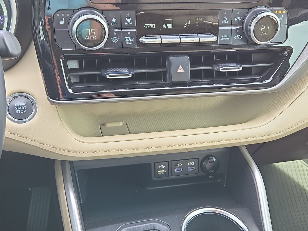 2022 Toyota Highlander XLE, 539673, Photo