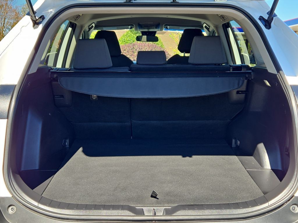 2022 Toyota RAV4 XLE, 232397, Photo