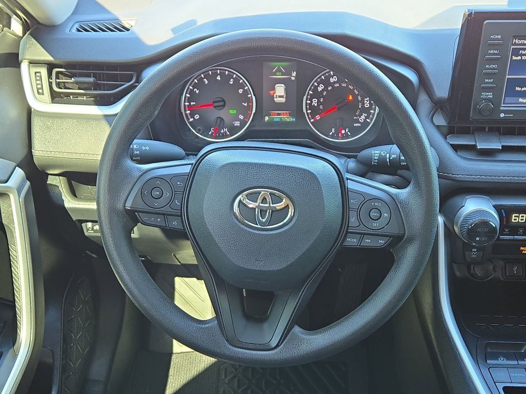 2022 Toyota RAV4 XLE, 232397, Photo
