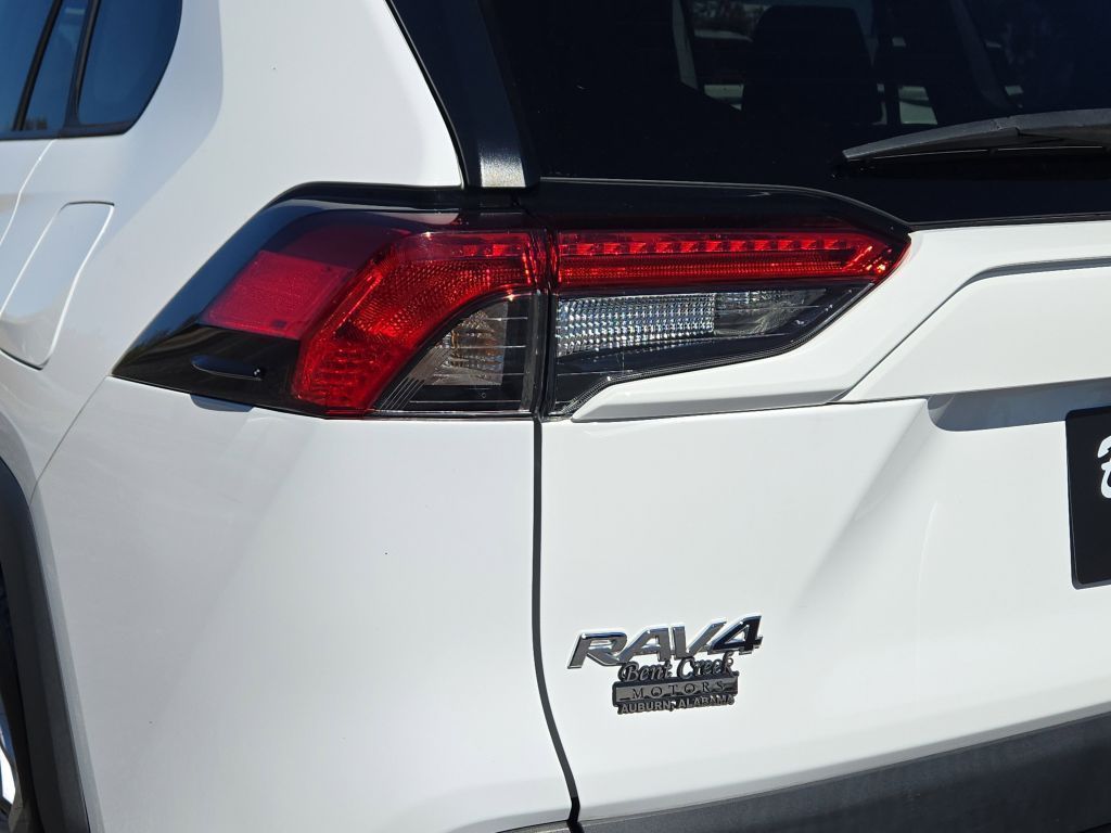2022 Toyota RAV4 XLE, 232397, Photo