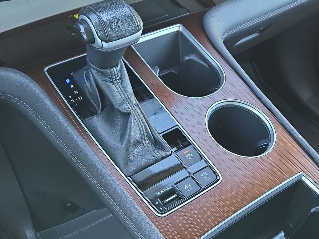 2022 Toyota Sienna XLE, 110988, Photo