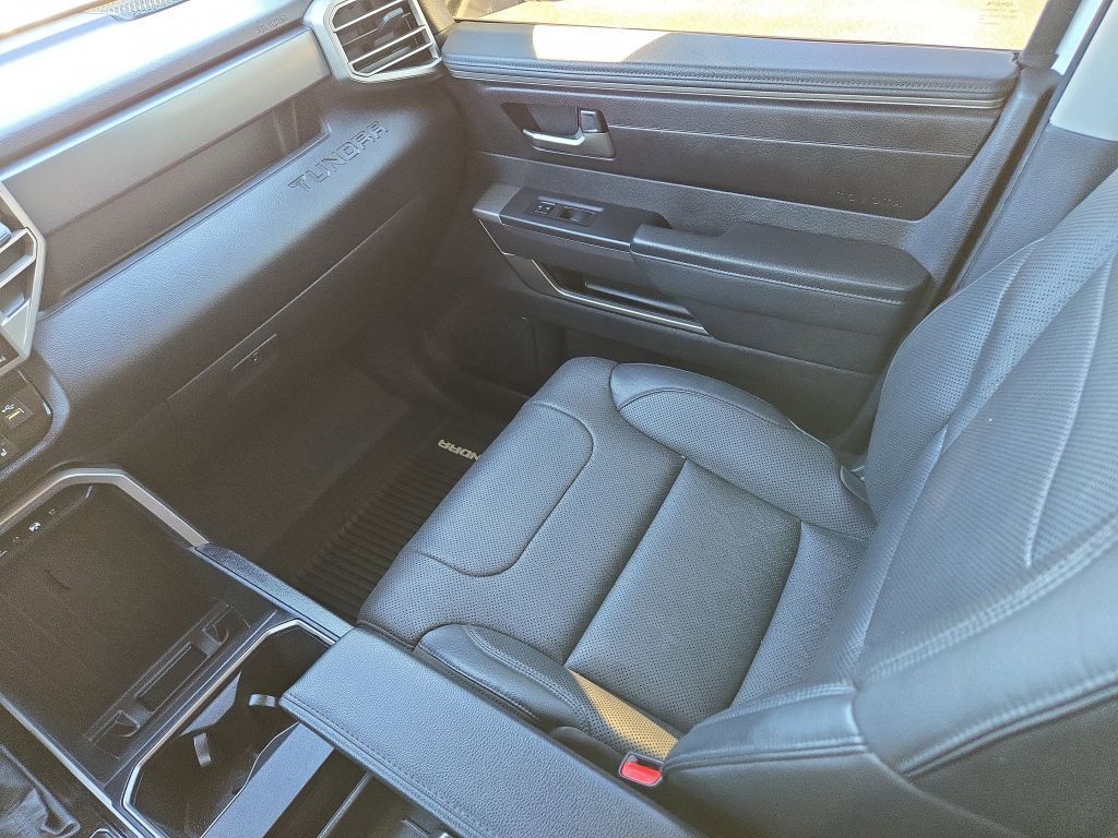 2022 Toyota Tundra SR5, 013605, Photo