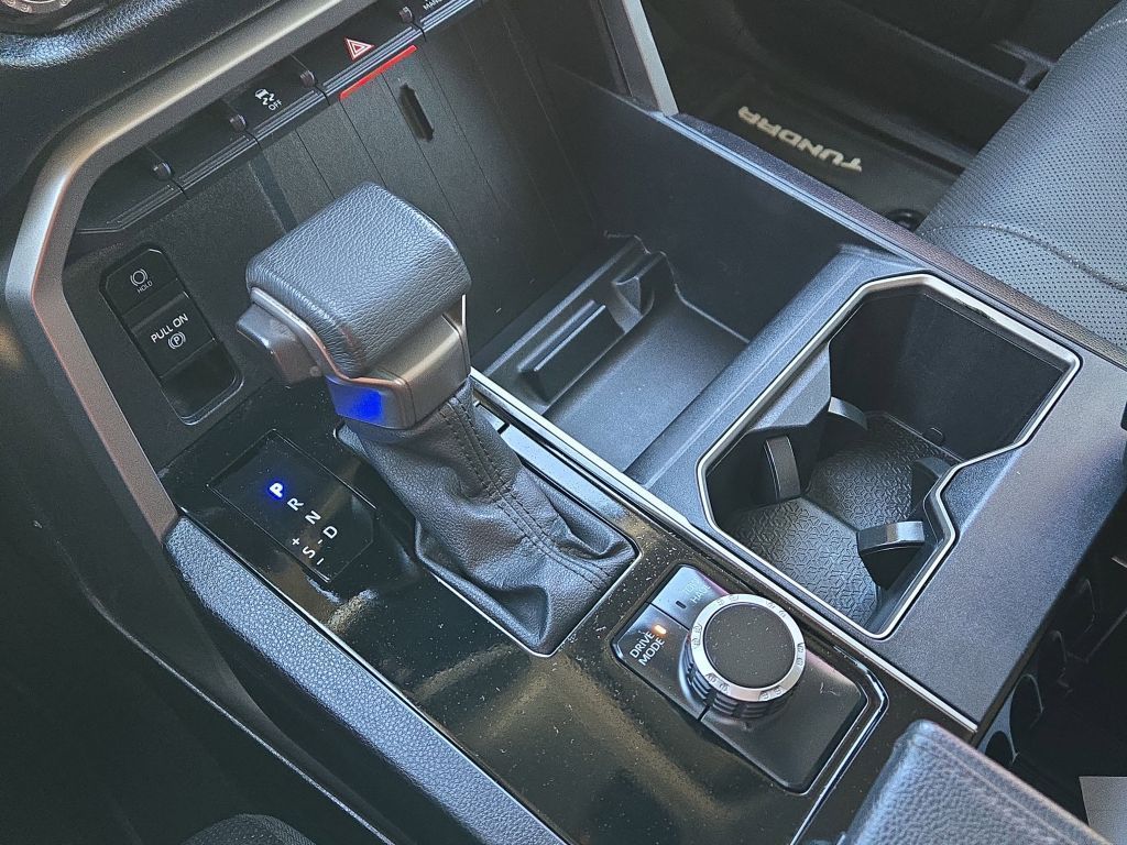 2022 Toyota Tundra SR5, 013605, Photo