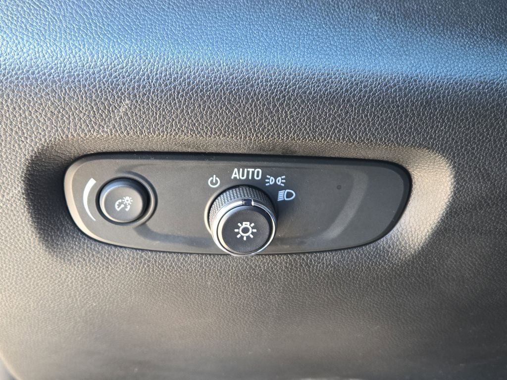 2023 Chevrolet Traverse Premier, 167766, Photo