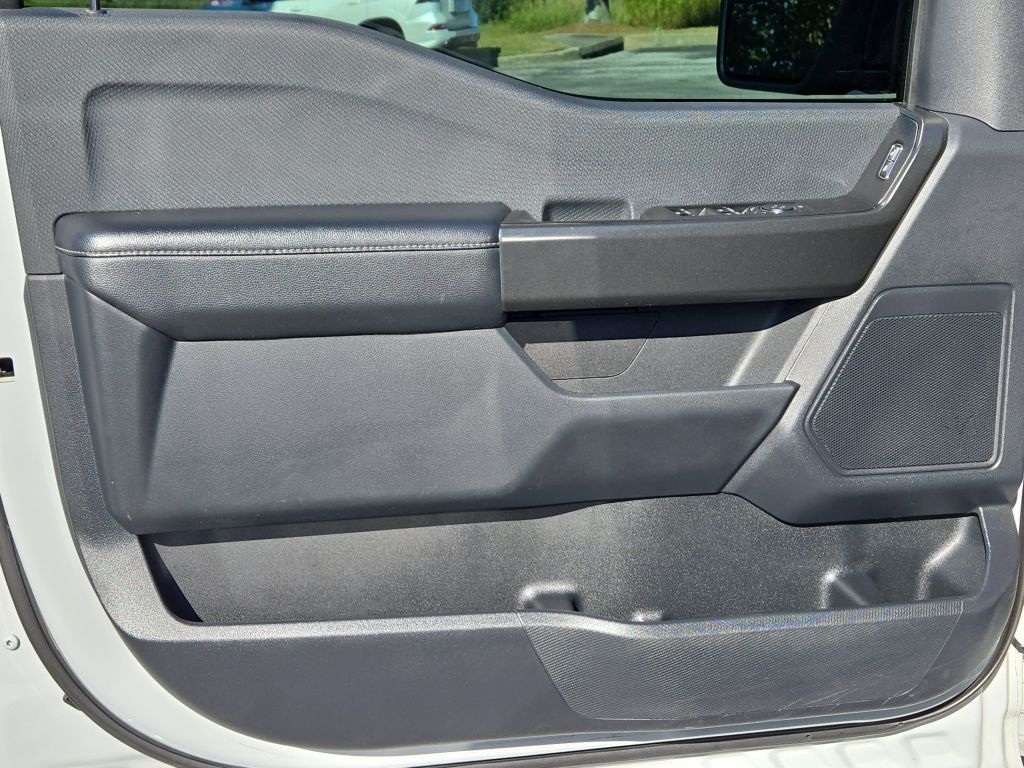 2023 Ford F-150 photo 12