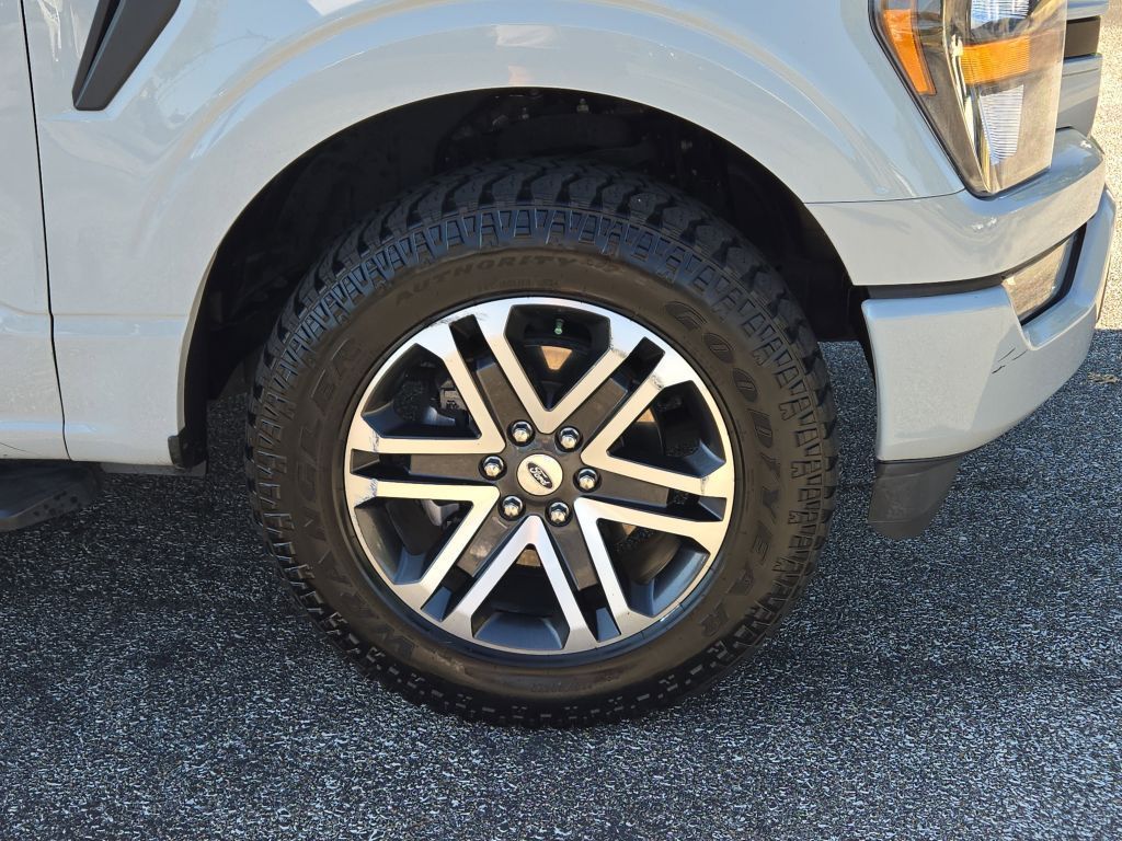 2023 Ford F-150 photo 4
