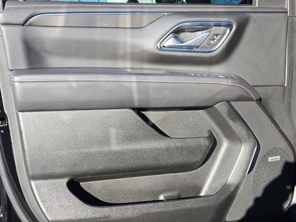 2023 GMC Yukon AT4, 224858, Photo