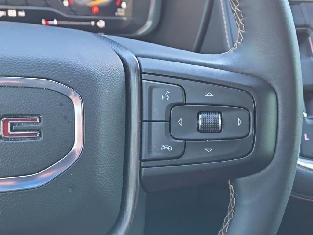 2023 GMC Yukon AT4, 224858, Photo