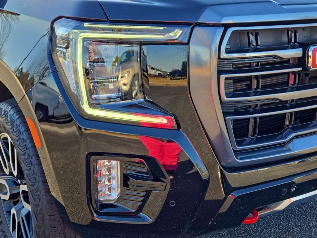 2023 GMC Yukon AT4, 224858, Photo