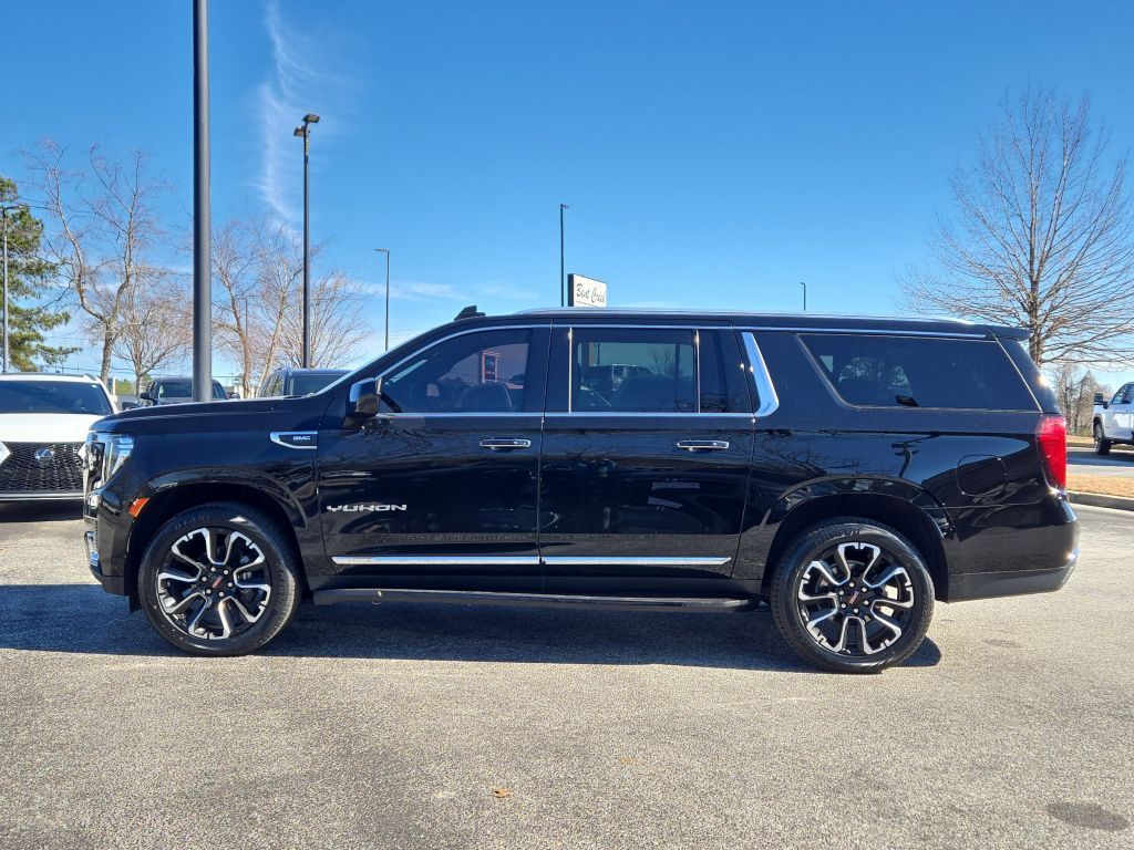 2023 GMC Yukon XL SLT, 130718, Photo