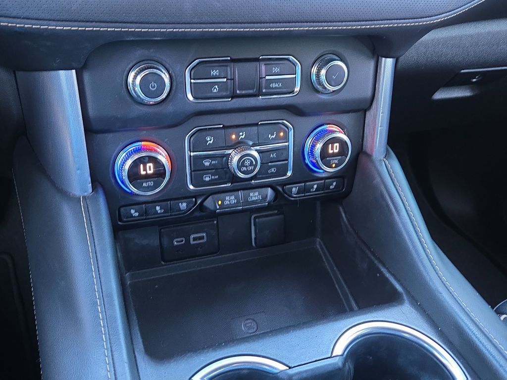 2023 GMC Yukon XL SLT, 130718, Photo