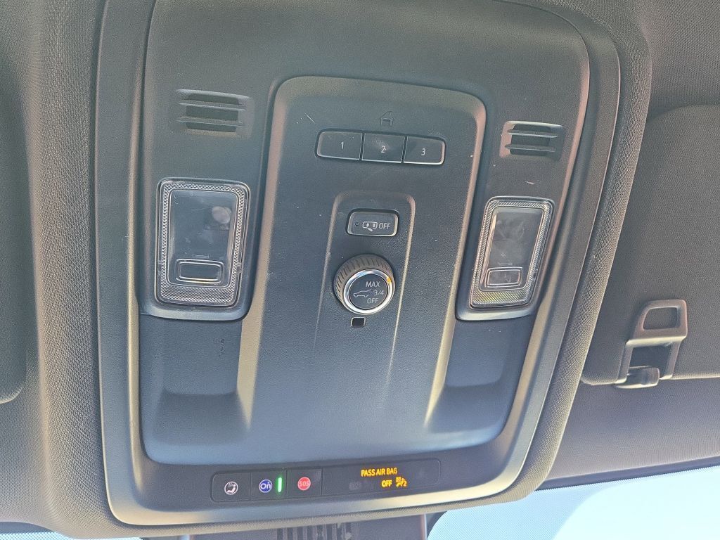 2023 GMC Yukon XL SLT, 130718, Photo