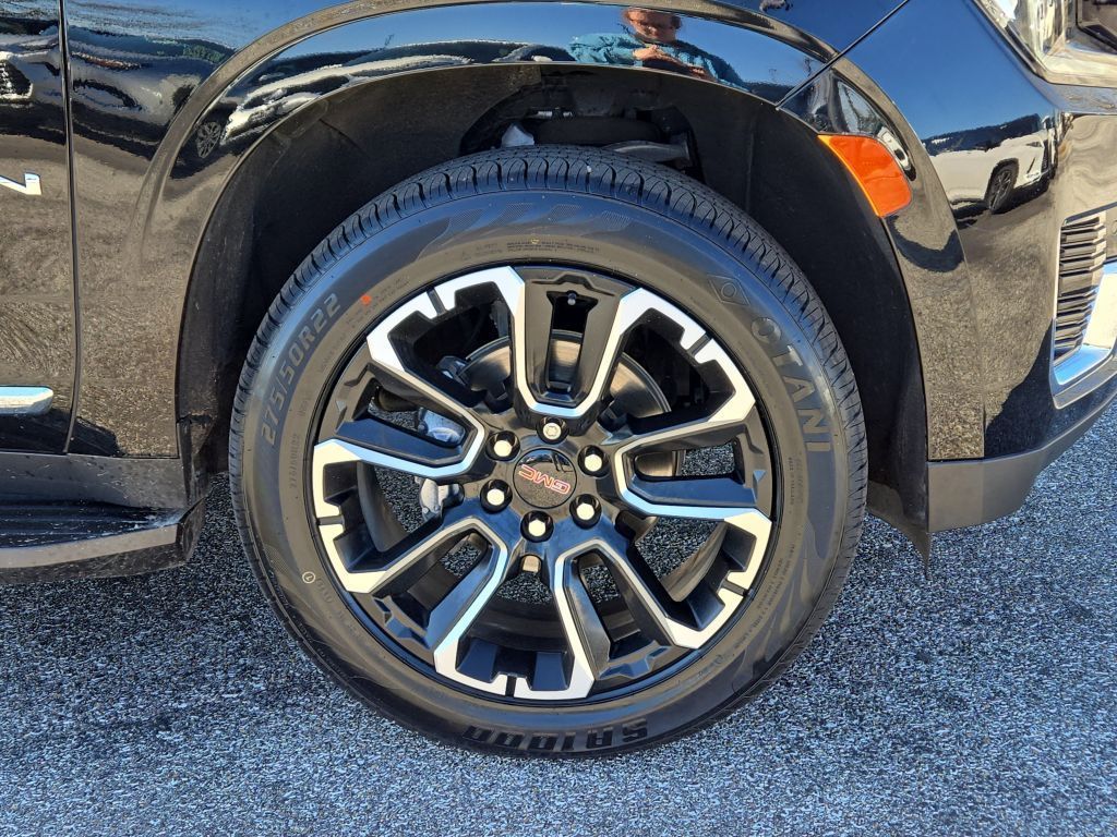 2023 GMC Yukon XL SLT, 130718, Photo