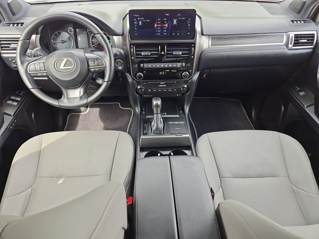2023 Lexus GX 460 photo 17