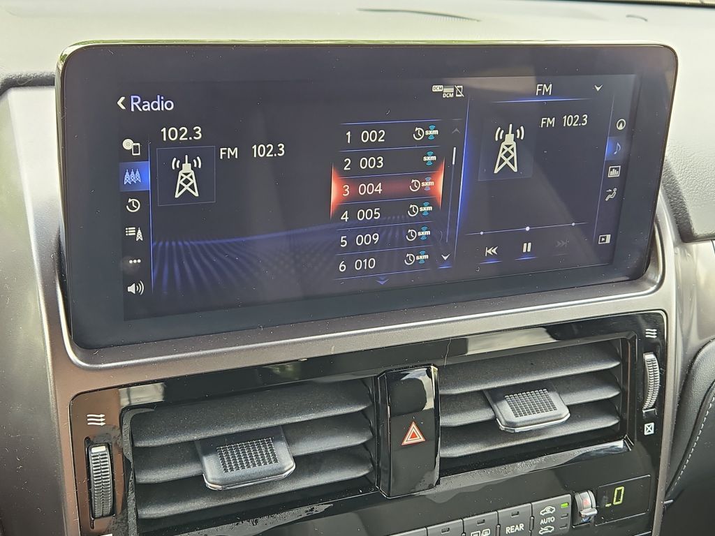 2023 Lexus GX 460 photo 24