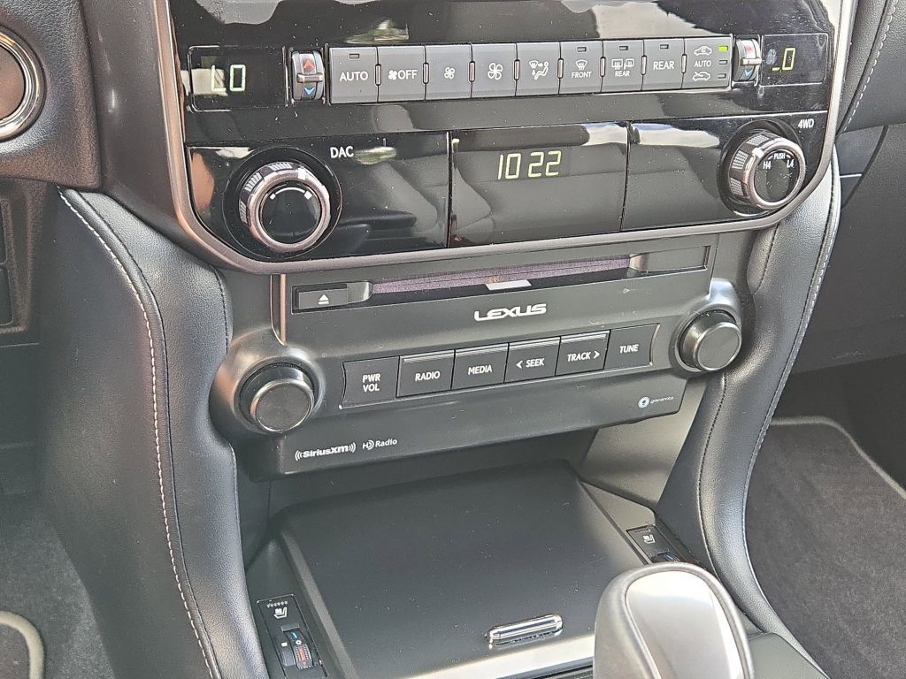 2023 Lexus GX 460 photo 25