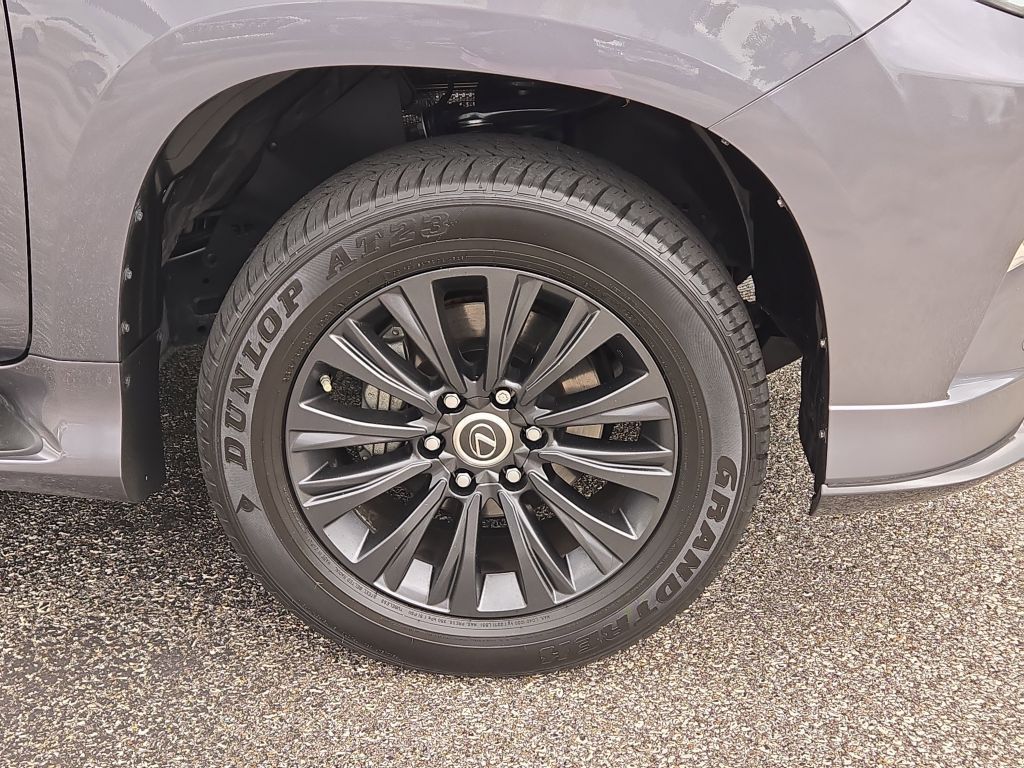 2023 Lexus GX 460 Premium photo 2