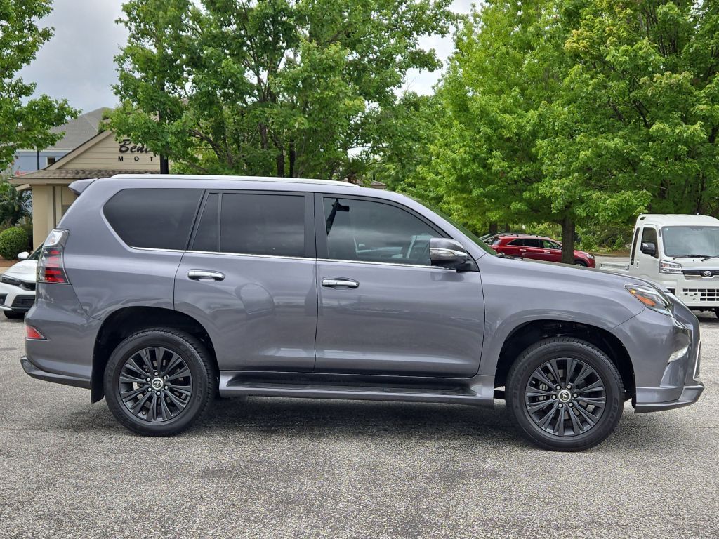 2023 Lexus GX 460 Premium photo 4