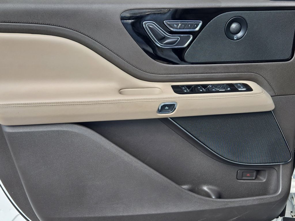 2023 Lincoln Aviator Reserve, L33636, Photo