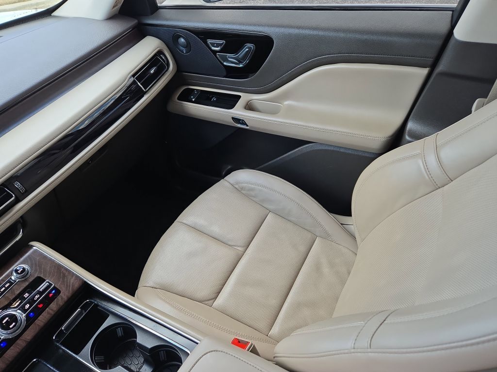 2023 Lincoln Aviator Reserve, L33636, Photo