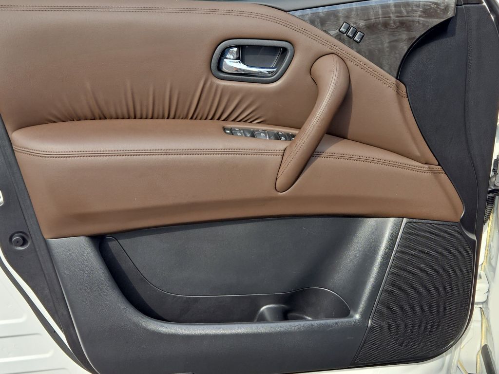 2023 Nissan Armada Platinum, 403484, Photo