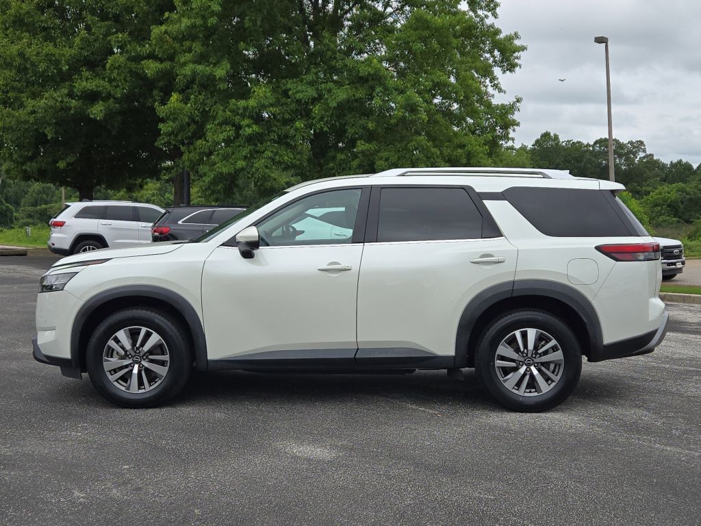 2023 Nissan Pathfinder SL photo 11