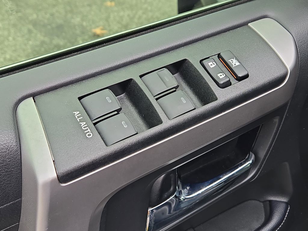 2023 Toyota 4Runner Limited, 301505, Photo