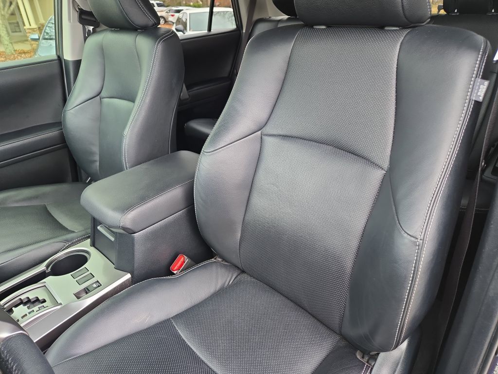 2023 Toyota 4Runner Limited, 301505, Photo