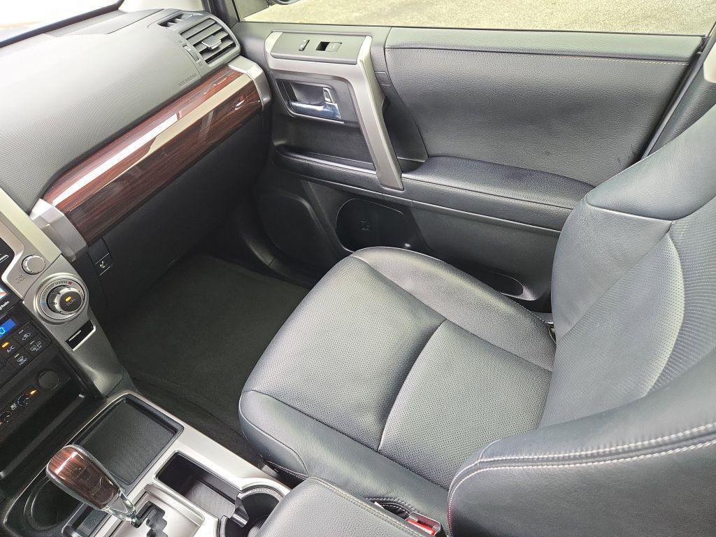 2023 Toyota 4Runner Limited, 301505, Photo