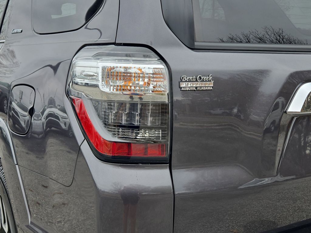 2023 Toyota 4Runner Limited, 301505, Photo