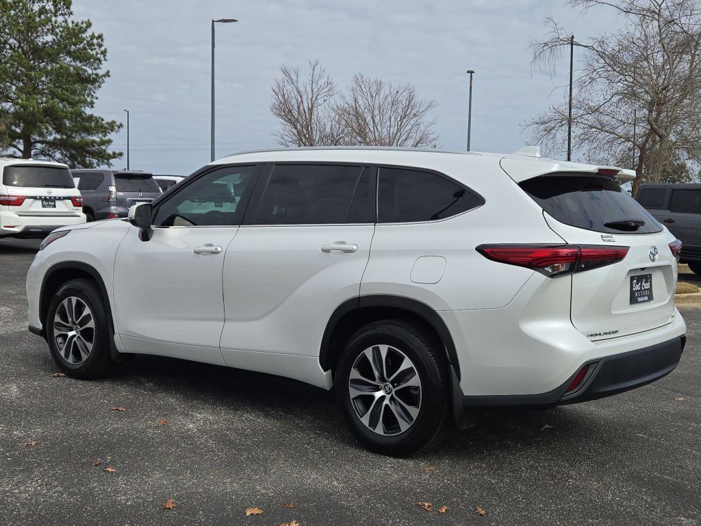 2023 Toyota Highlander XLE, 521323, Photo