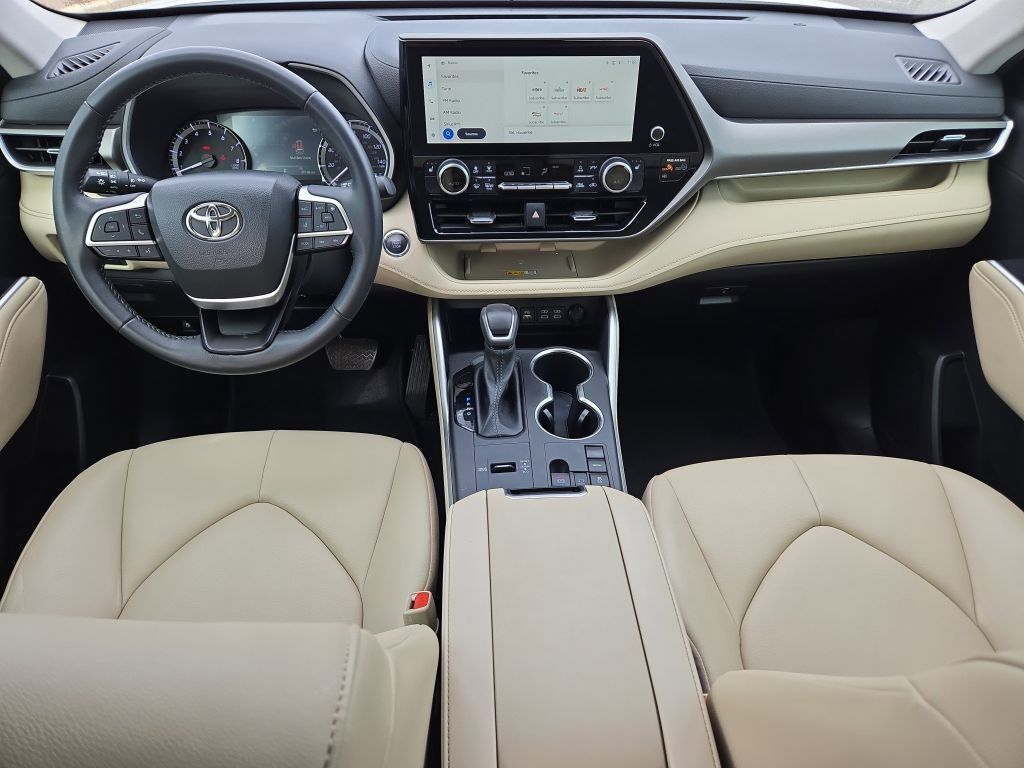 2023 Toyota Highlander XLE, 521323, Photo