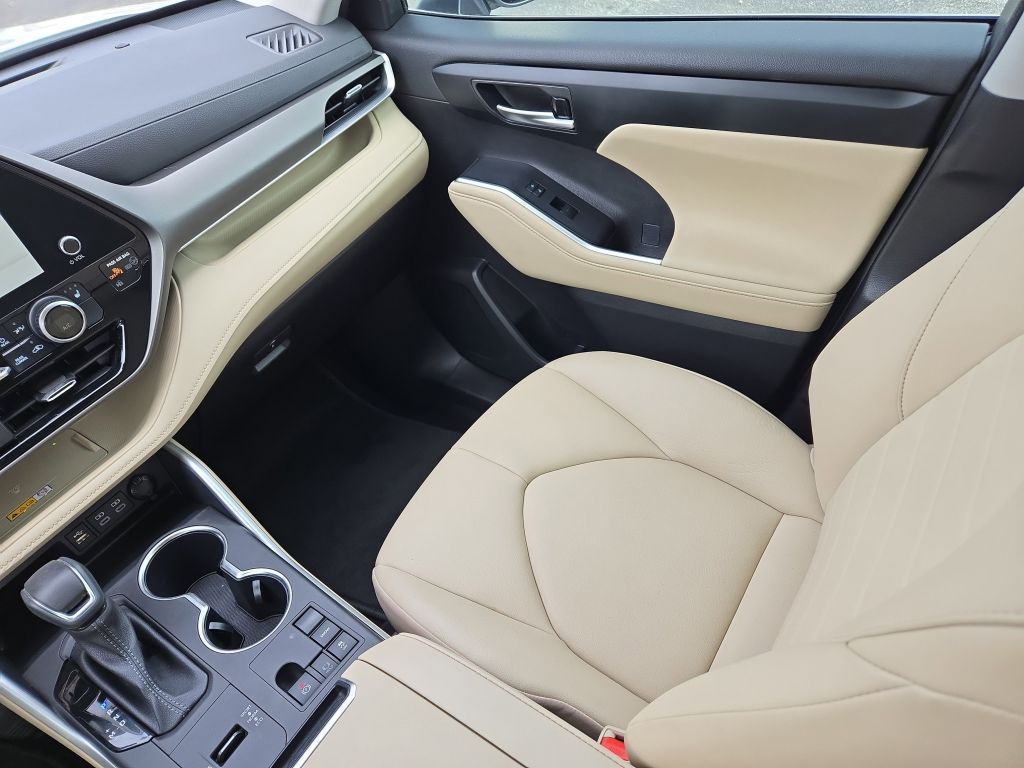 2023 Toyota Highlander XLE, 521323, Photo