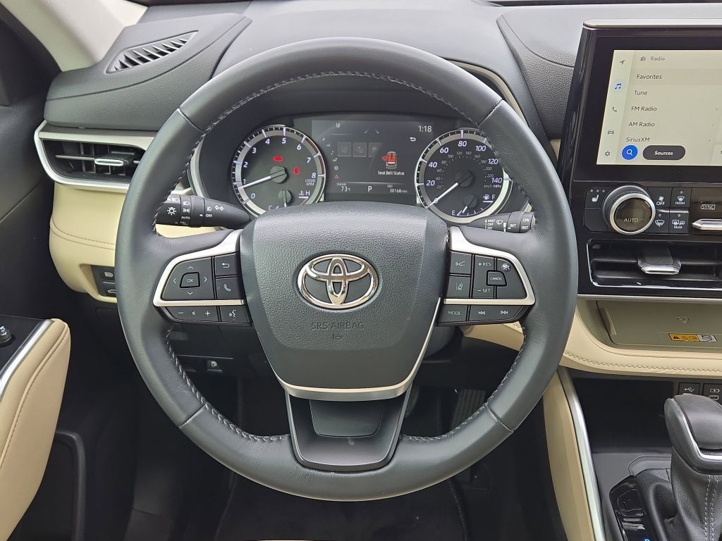 2023 Toyota Highlander XLE, 521323, Photo
