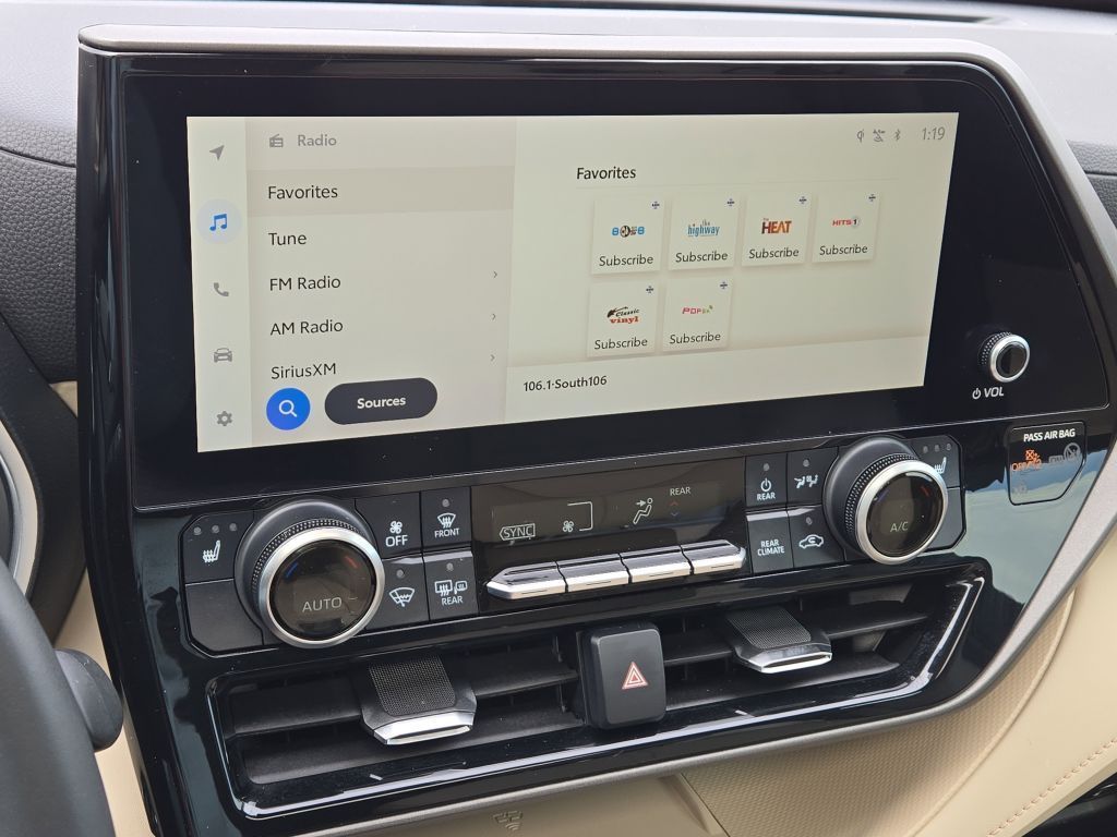 2023 Toyota Highlander XLE, 521323, Photo