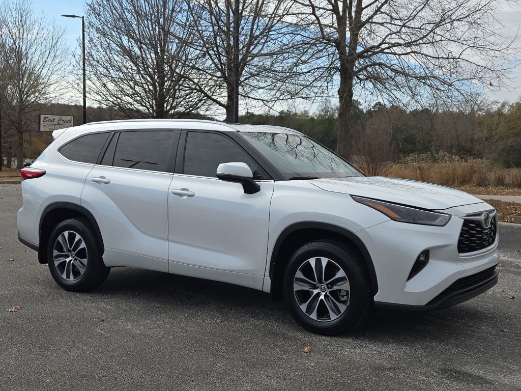 2023 Toyota Highlander XLE, 521323, Photo